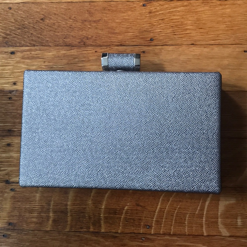 Brand new hard clutch from Tags Evolution